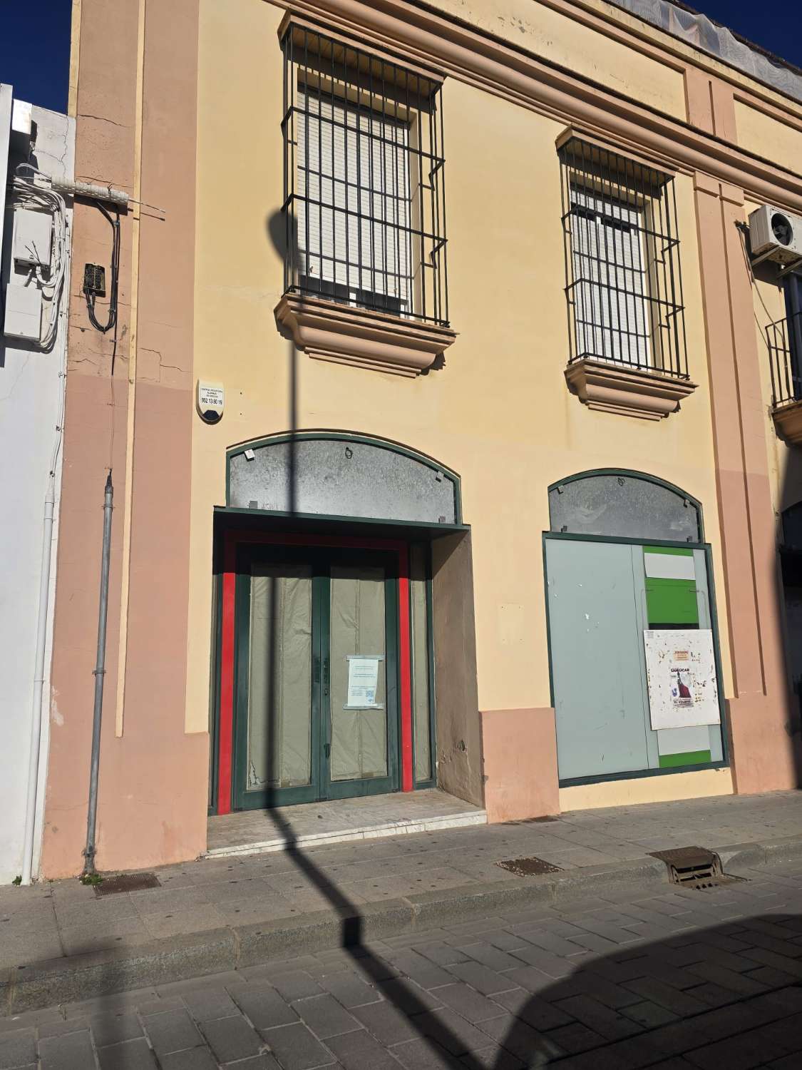 SANLUCAR DE BARRAMEDA - LOKAL - BÜRO ZU VERMIETEN