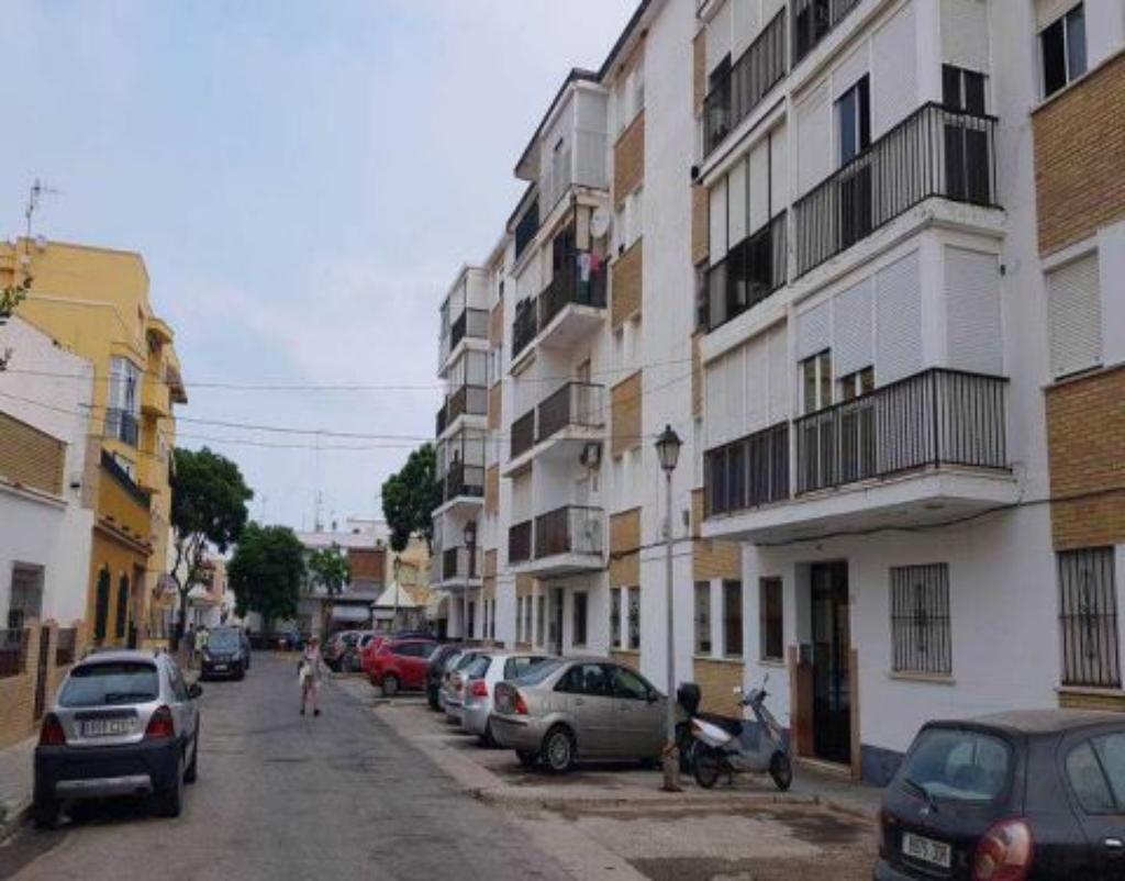 CHIPIONA - APARTMENT FOR SALE VERY NEGOTIABLE PRICE