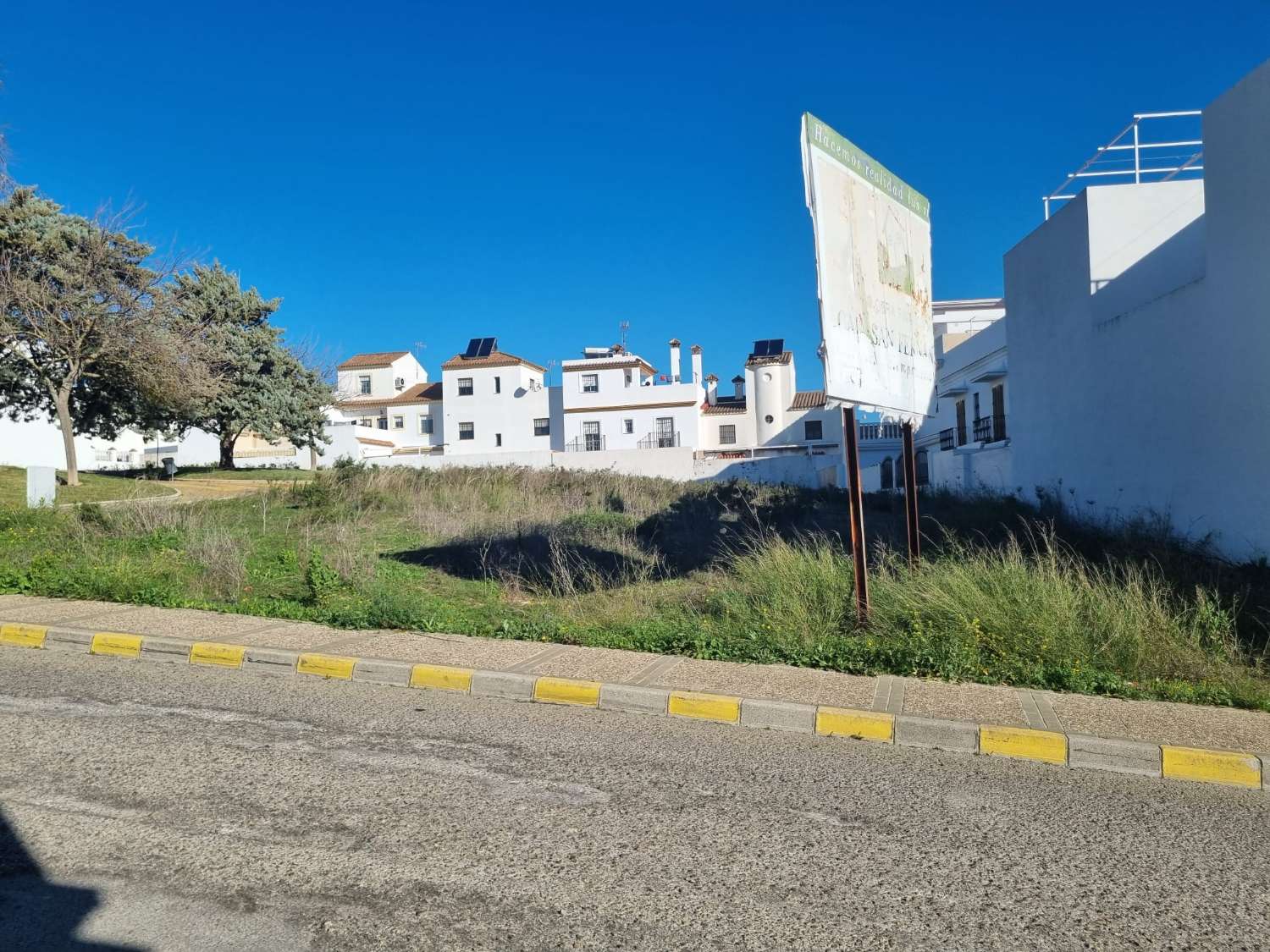 TERRENO IN VENDITA VICINO AL TRIBUNALE DI PRIMO GRADO