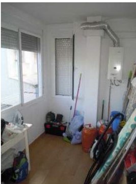 APPARTEMENT AU 1ER ÉTAGE - OCCUPÉ