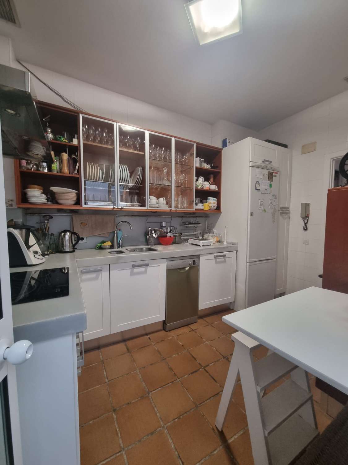 SEVILLA PONEMOS A LA VENTA ESTA PRECIOSA CASA CON TRES PLANTAS