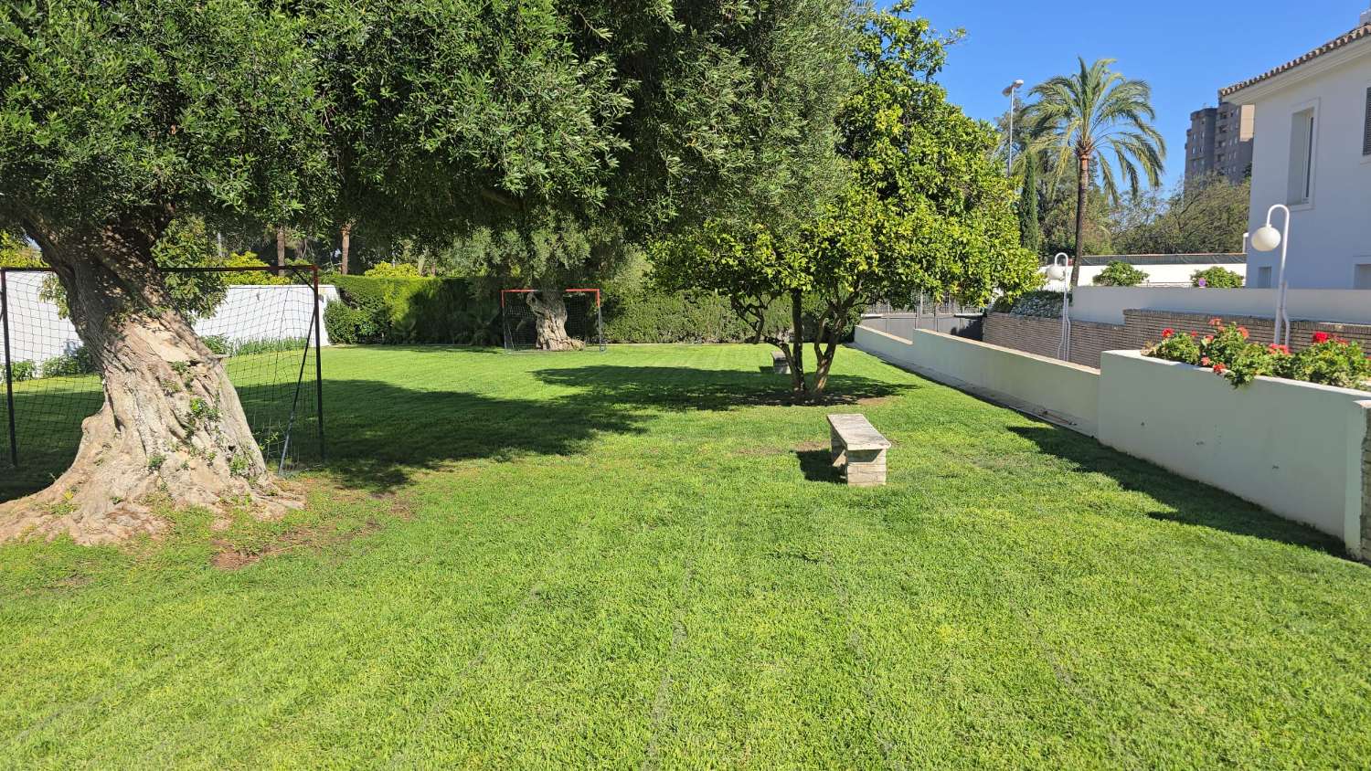 VILLA INDIPENDENTE IN VENDITA NEL PIENO CENTRO DI JEREZ DE LA FRONTERA