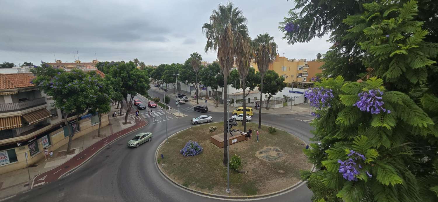 PISO EN VENTA EN QUINTO CENTENARIO .- SEGUNDA PLANTA SIN ASCENSOR