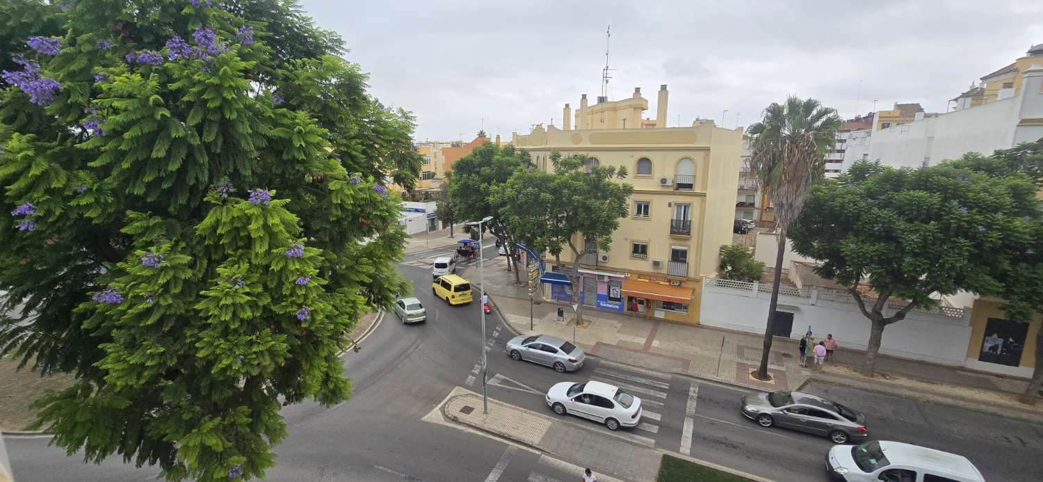 PISO EN VENTA EN QUINTO CENTENARIO .- SEGUNDA PLANTA SIN ASCENSOR