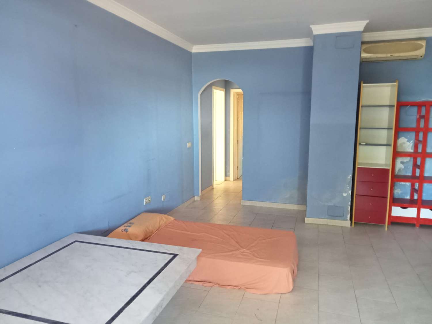 APPARTEMENT SPACIEUX ET LUMINEUX À VENDRE