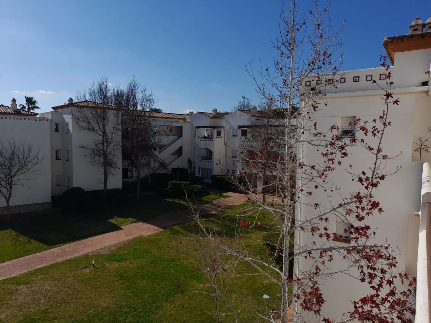 PENTHOUSE ZU VERKAUFEN - URBANISATION EL MIRADOR DE LA ALCAIDESA