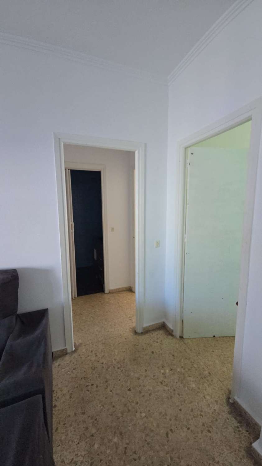 APPARTEMENT TE KOOP ALGECIRAS