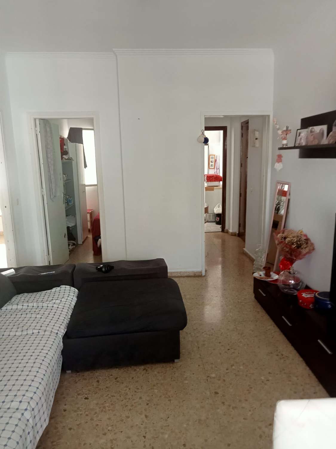 APARTMENT FOR SALE IN ALGECIRAS