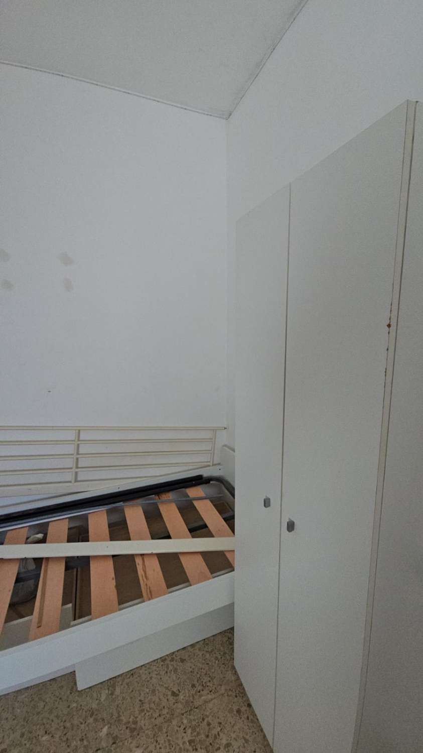 APPARTEMENT TE KOOP ALGECIRAS