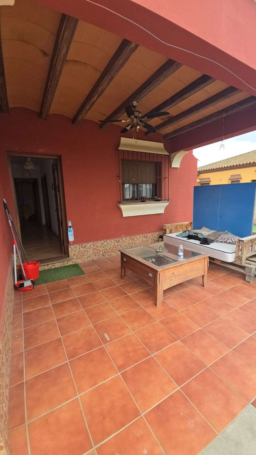 CASA EN VENTA PARCELA URBANA