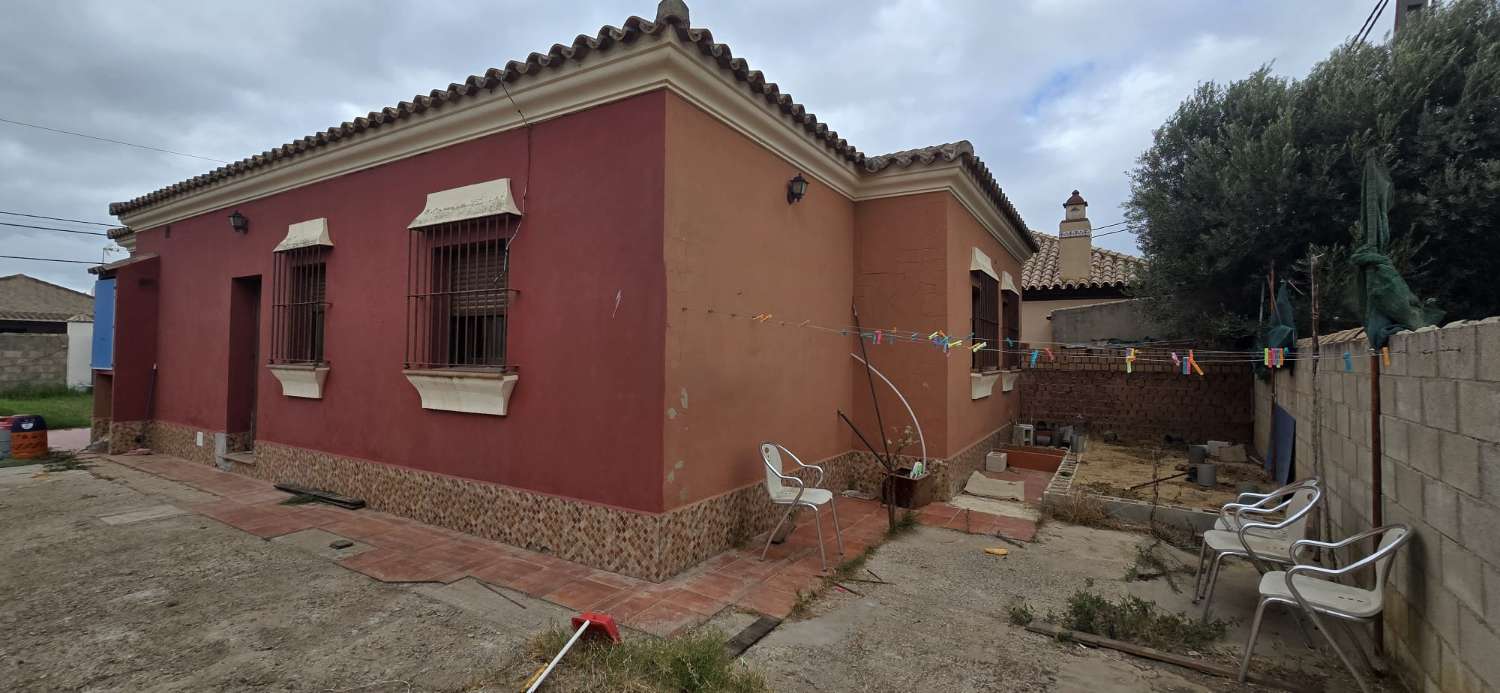 CASA EN VENTA PARCELA URBANA