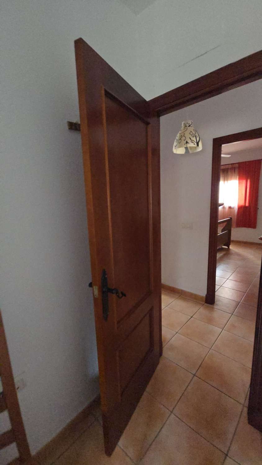 CASA EN VENTA PARCELA URBANA