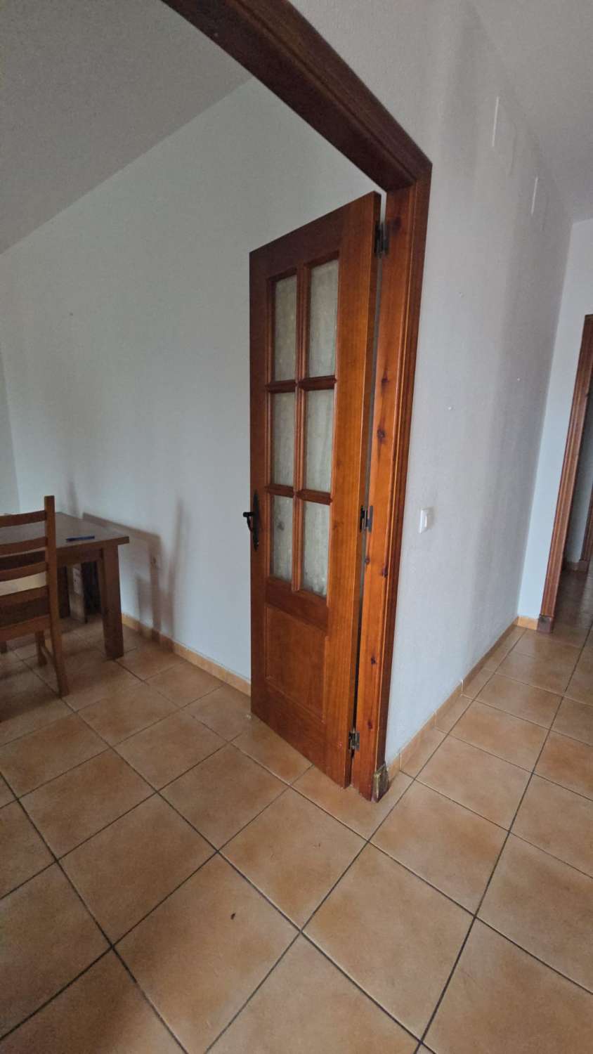 CASA EN VENTA PARCELA URBANA