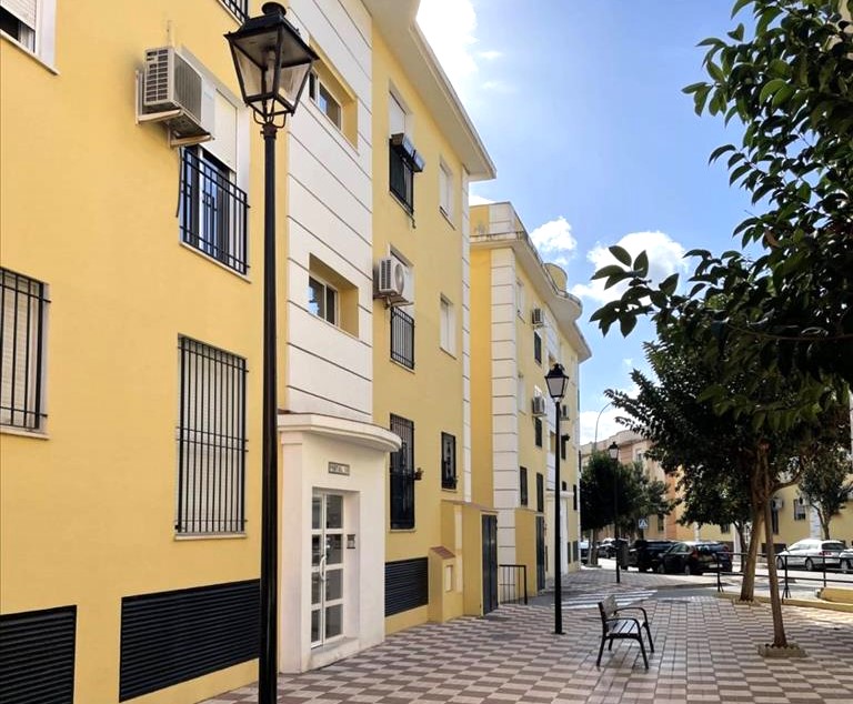 PISO EN VENTA EN RESIDENCIAL LOS ARCOS