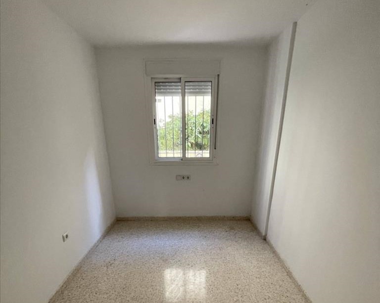 APARTMENT FOR SALE IN LOS ARCOS RESIDENTIAL