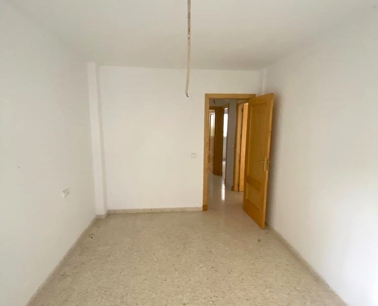 APPARTEMENT TE KOOP IN RESIDENTIËLE LOS ARCOS