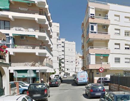 APARTMENT TO BE RENOVATED NEAR LA CALZADA BEACH